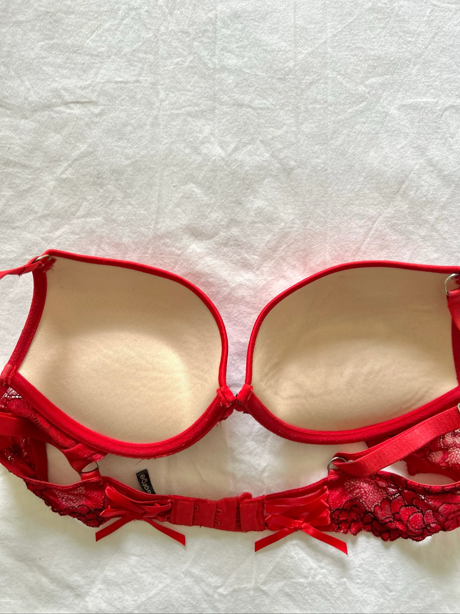 Sutiã vermelho de renda Tamanho 90B + porta-cintas vermelho Tamanho 38/40 poliéster – photo 16